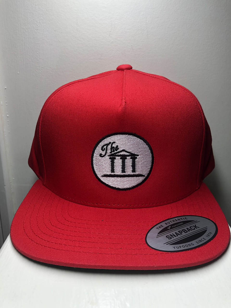 The Seal V2 Snapback Red TheMUSEUM TV